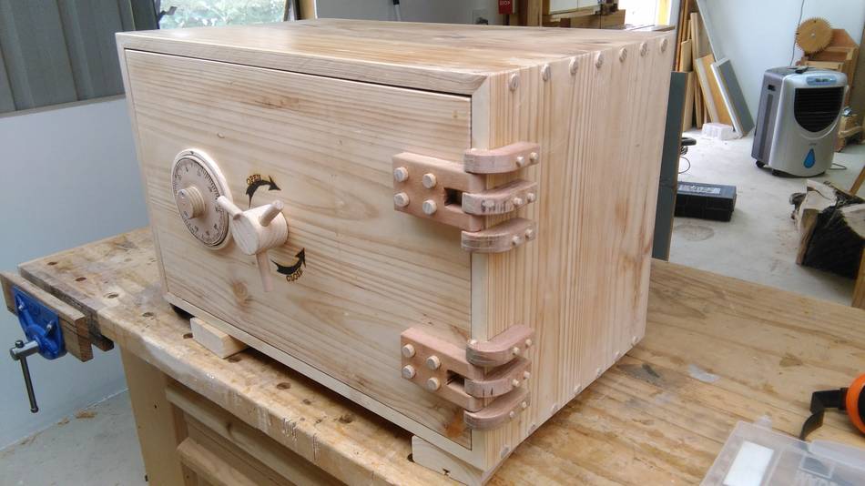 Steven Zhang's combination lock safe