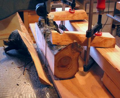 Bandsaw sled for milling small logs